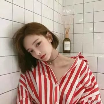 我想变成鸟,所以跳起来